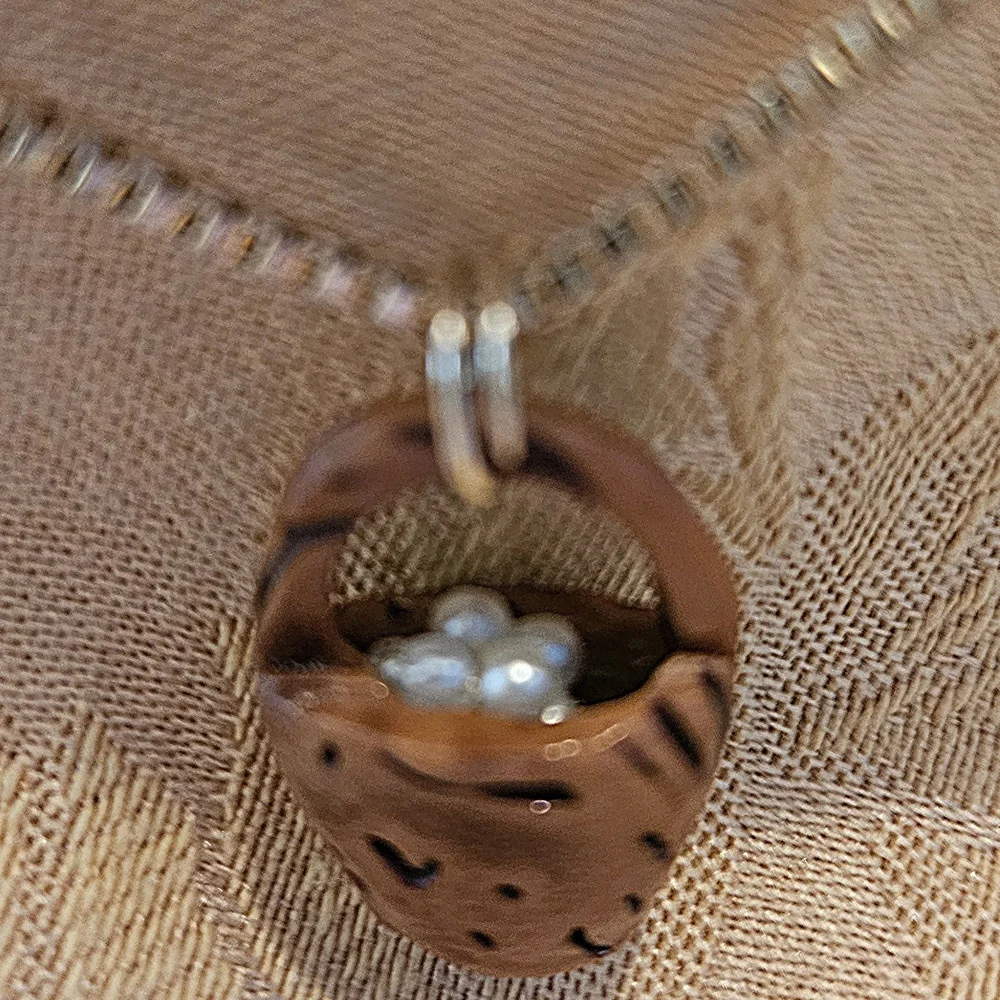 Vintage Monet Basket Pendant - Picture 5 of 7